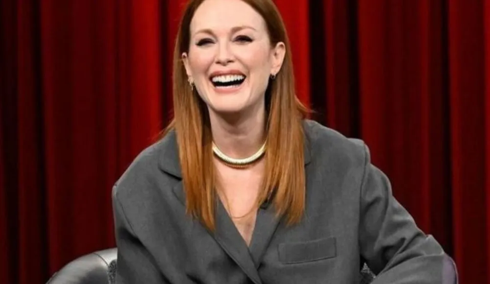 Julianne Moore deepfakes